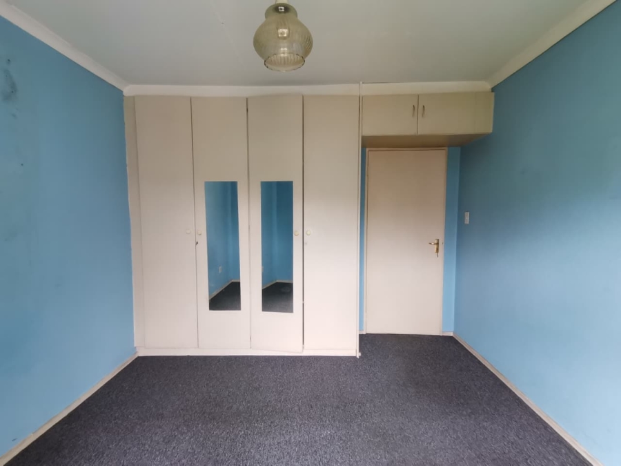 2 Bedroom Property for Sale in Oakdene Gauteng