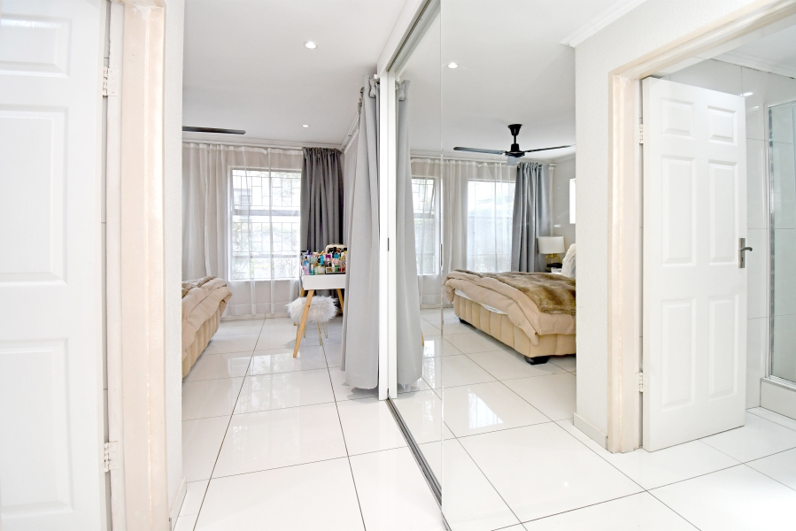 2 Bedroom Property for Sale in Morningside Gauteng