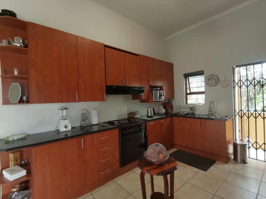 3 Bedroom Property for Sale in Oakdene Gauteng