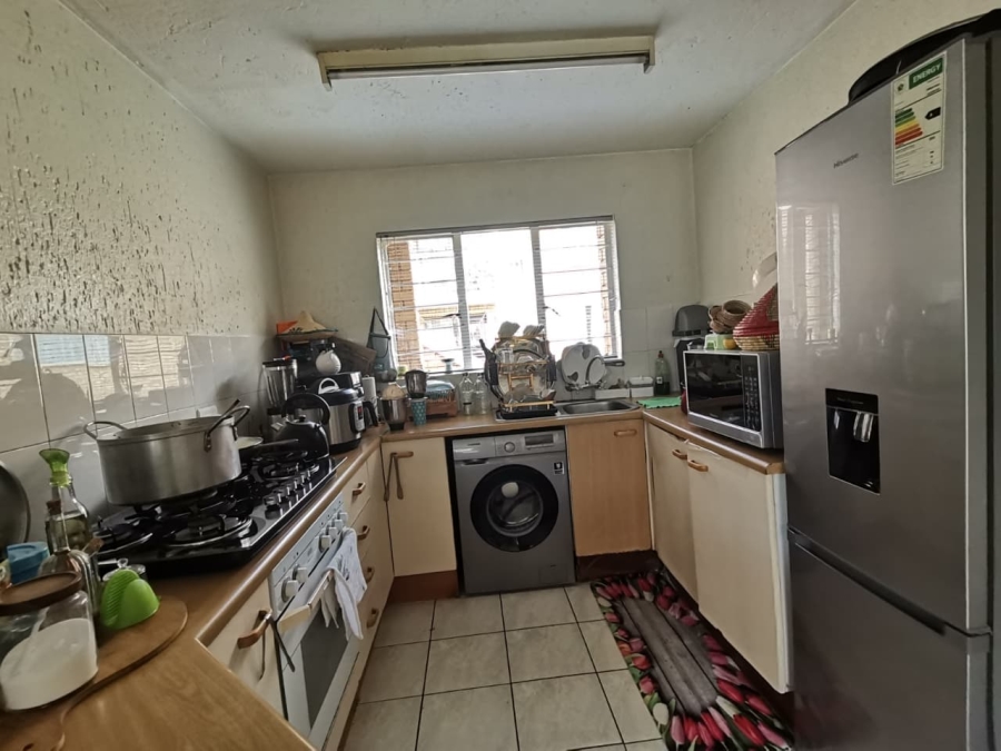 2 Bedroom Property for Sale in Ridgeway Gauteng