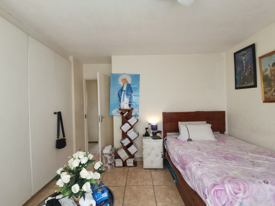 2 Bedroom Property for Sale in Ridgeway Gauteng