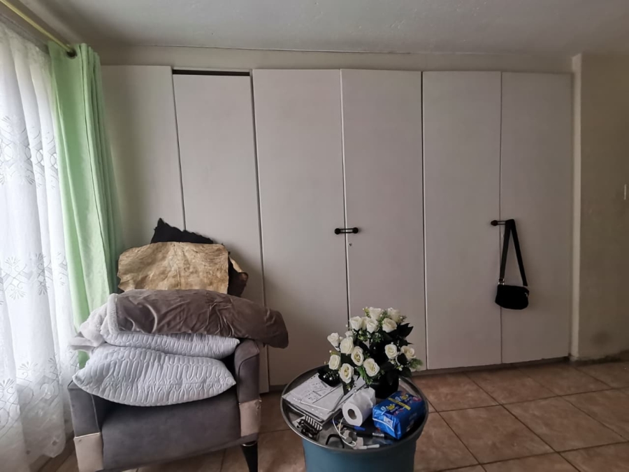 2 Bedroom Property for Sale in Ridgeway Gauteng