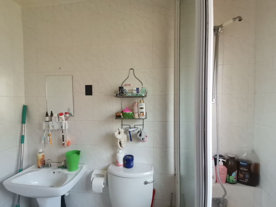 2 Bedroom Property for Sale in Ridgeway Gauteng