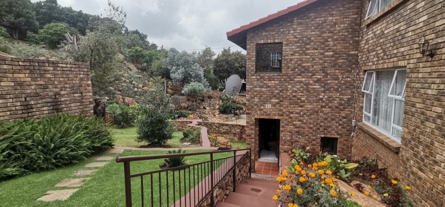 2 Bedroom Property for Sale in Ridgeway Gauteng