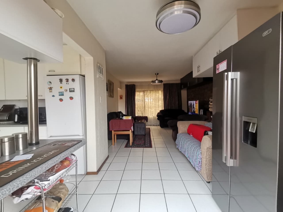 2 Bedroom Property for Sale in Ridgeway Gauteng