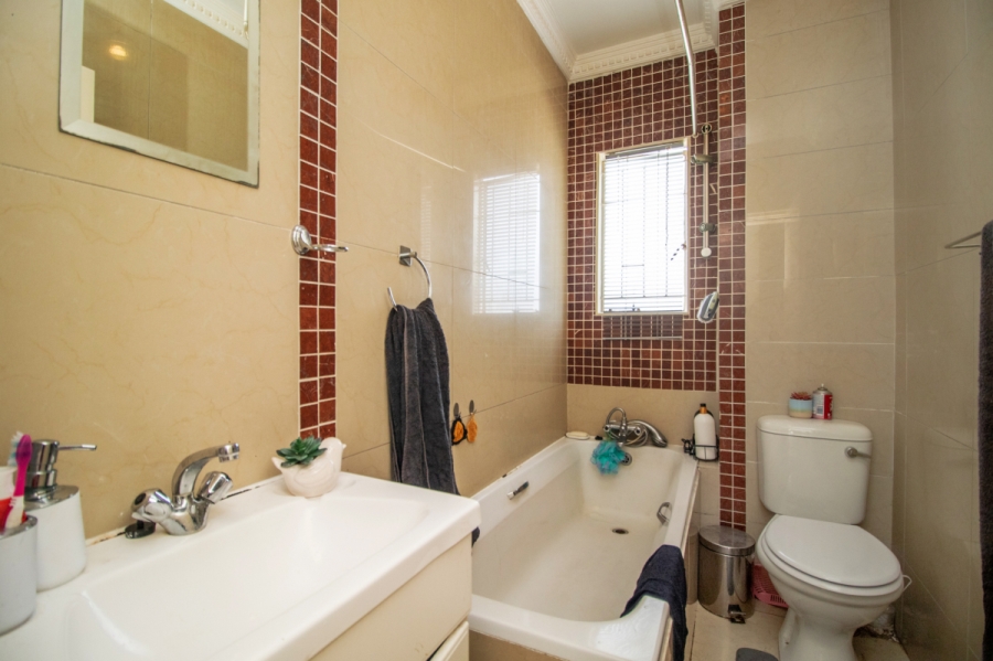 2 Bedroom Property for Sale in Eden Glen Gauteng