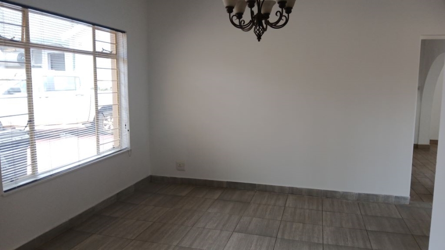 3 Bedroom Property for Sale in Helikonpark Gauteng