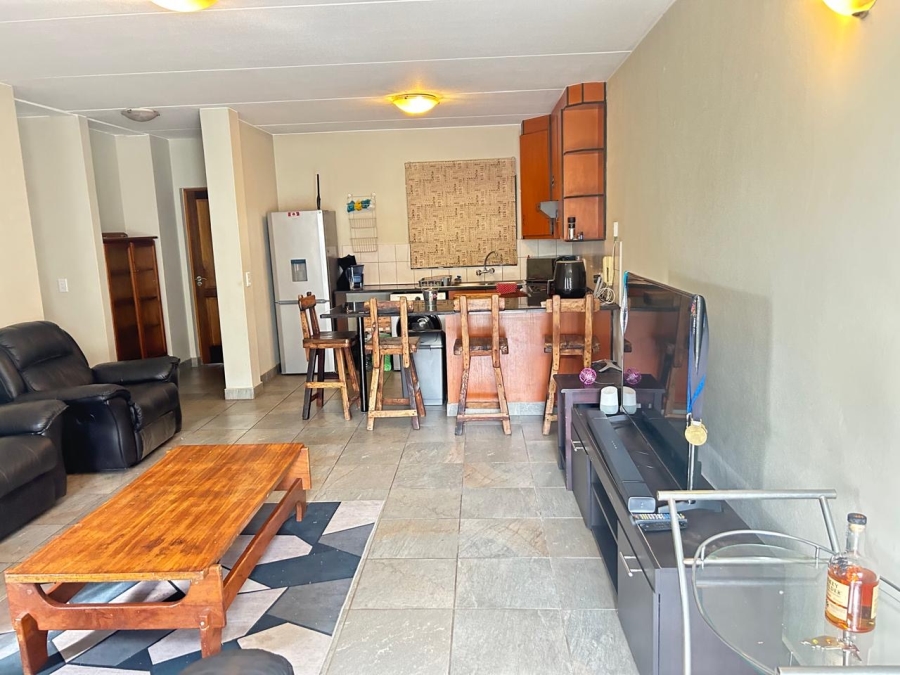 To Let 2 Bedroom Property for Rent in Magaliessig Gauteng