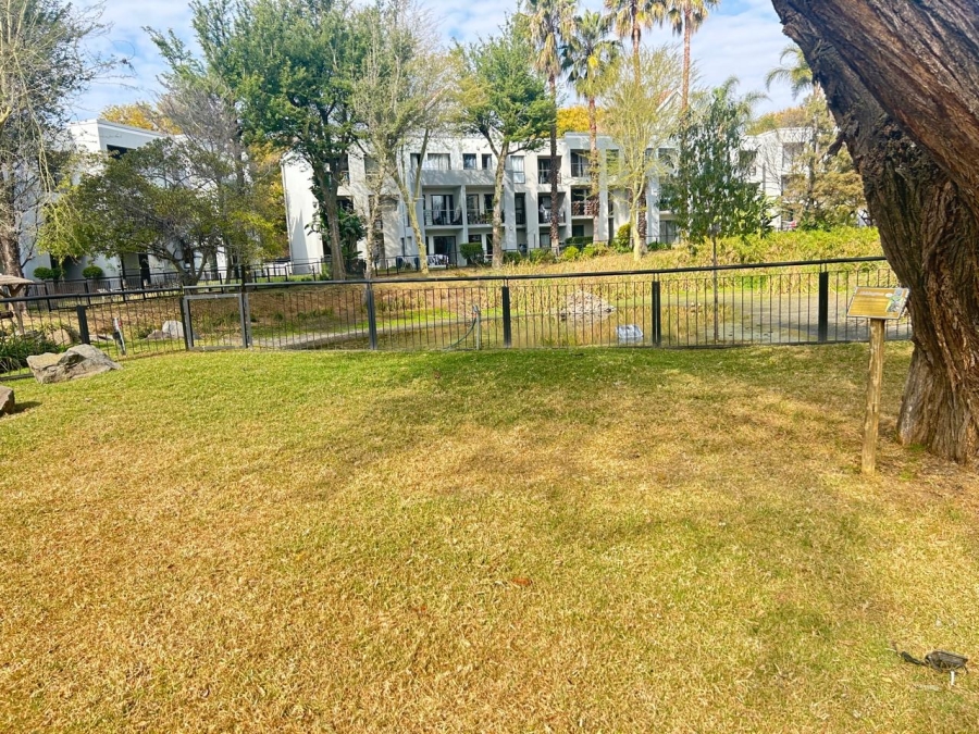 To Let 2 Bedroom Property for Rent in Magaliessig Gauteng