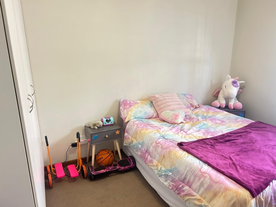 To Let 2 Bedroom Property for Rent in Magaliessig Gauteng