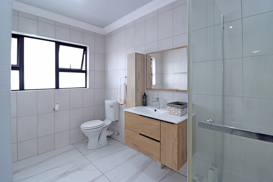 2 Bedroom Property for Sale in Northgate Gauteng