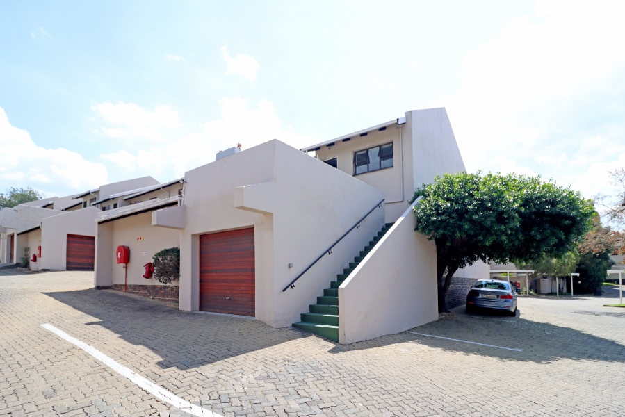 2 Bedroom Property for Sale in Northgate Gauteng