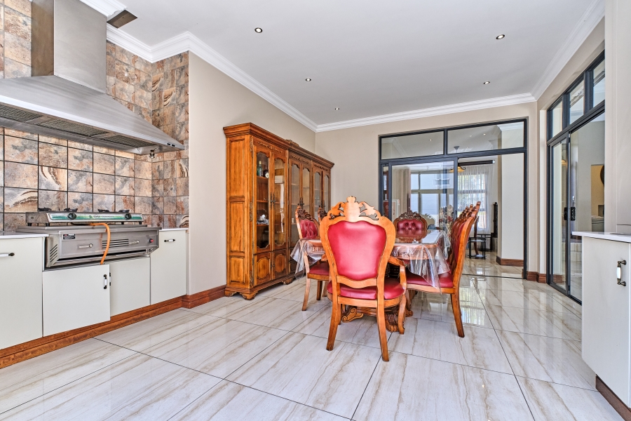 To Let 5 Bedroom Property for Rent in Waterfall Country Village Gauteng