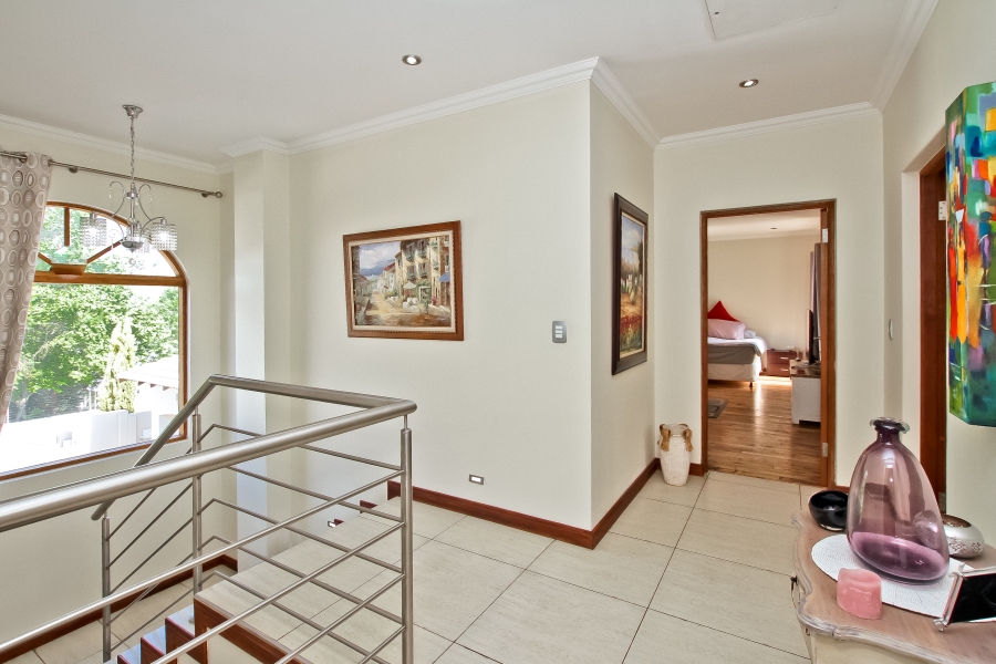 3 Bedroom Property for Sale in Bryanston Gauteng
