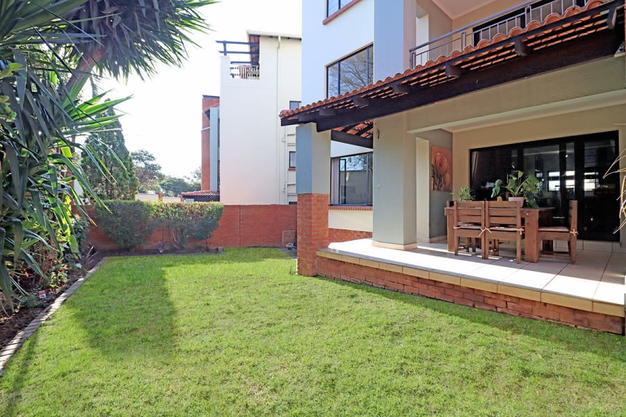 To Let 2 Bedroom Property for Rent in Greenstone Hill Gauteng