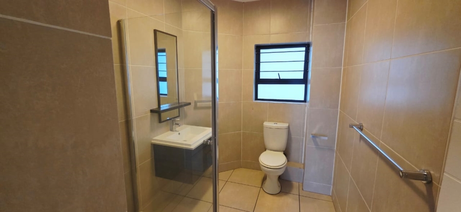 To Let 2 Bedroom Property for Rent in Greenstone Hill Gauteng