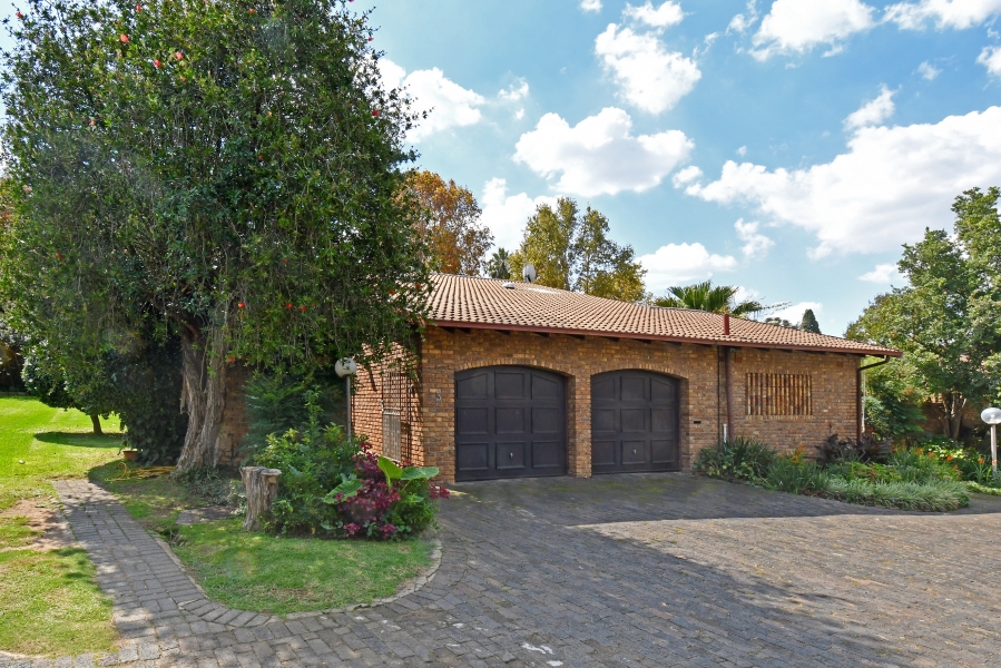 2 Bedroom Property for Sale in Illovo Gauteng