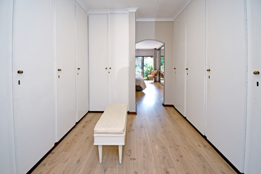 2 Bedroom Property for Sale in Illovo Gauteng