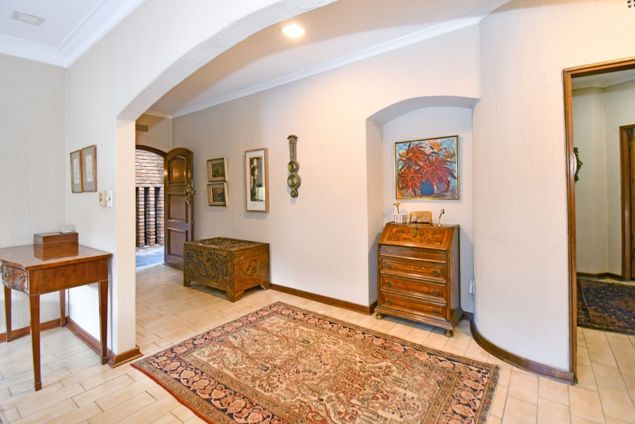 2 Bedroom Property for Sale in Illovo Gauteng