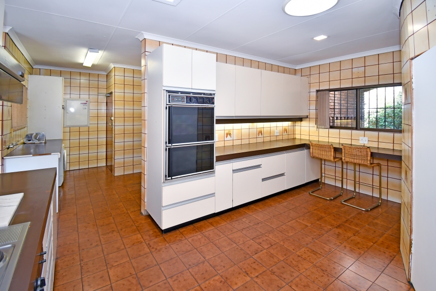2 Bedroom Property for Sale in Illovo Gauteng