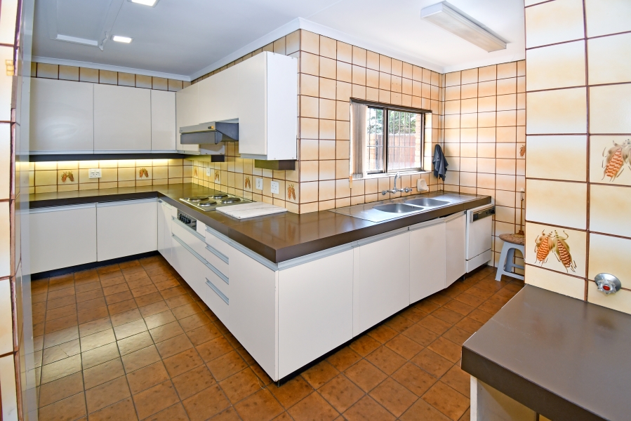 2 Bedroom Property for Sale in Illovo Gauteng