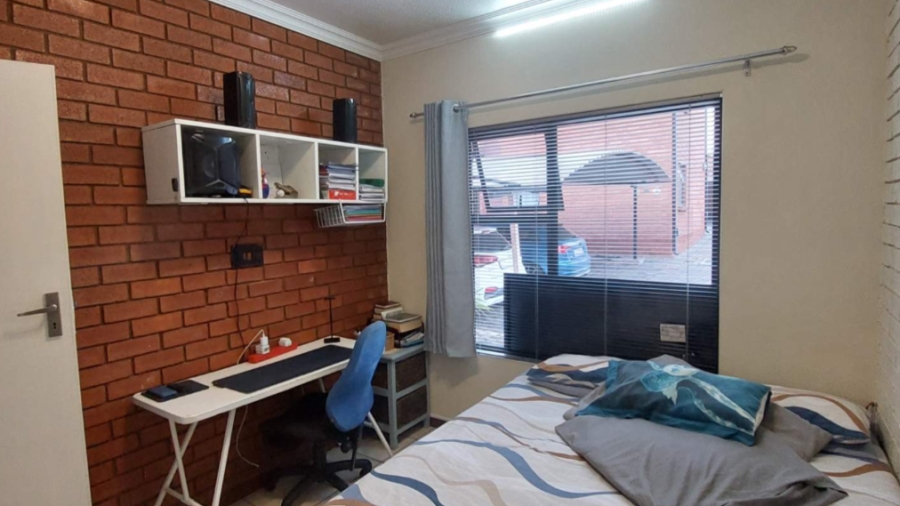 3 Bedroom Property for Sale in Florentia Gauteng