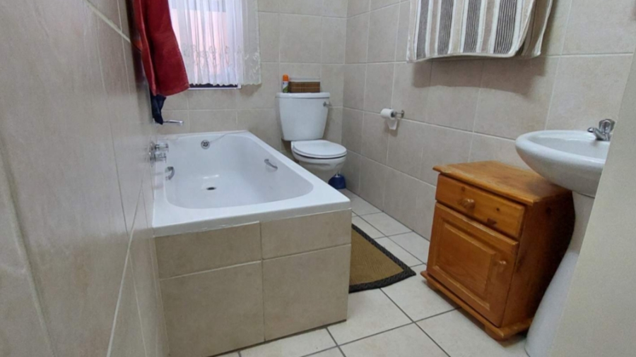 3 Bedroom Property for Sale in Florentia Gauteng