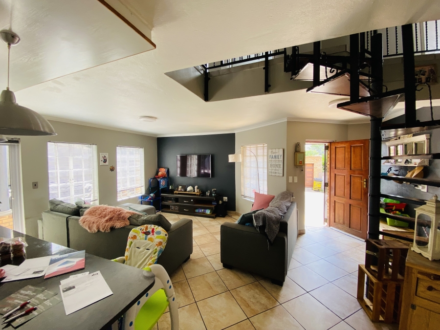 3 Bedroom Property for Sale in Albemarle Gauteng