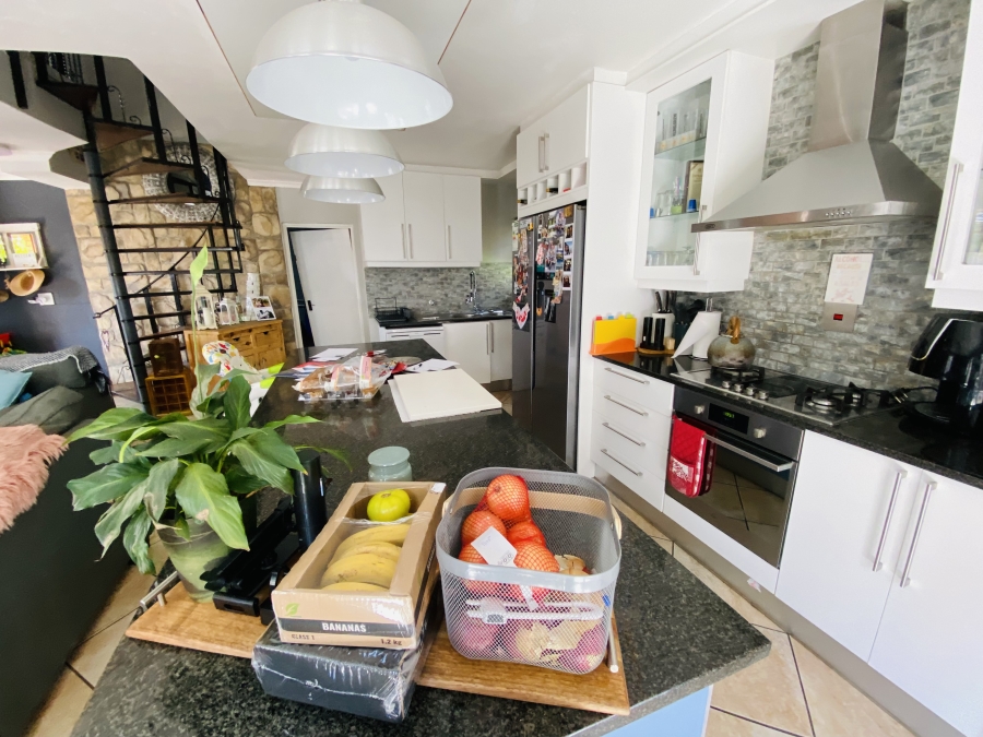 3 Bedroom Property for Sale in Albemarle Gauteng