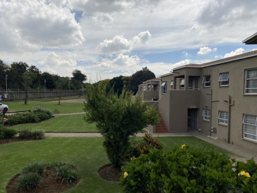 3 Bedroom Property for Sale in Alberante Gauteng