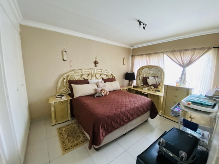 3 Bedroom Property for Sale in Alberante Gauteng