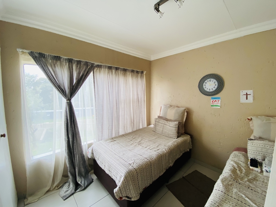 3 Bedroom Property for Sale in Alberante Gauteng
