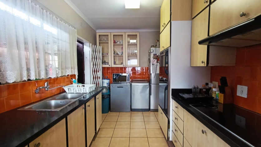 3 Bedroom Property for Sale in Glenvista Gauteng