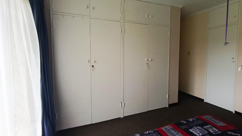 3 Bedroom Property for Sale in Glenvista Gauteng