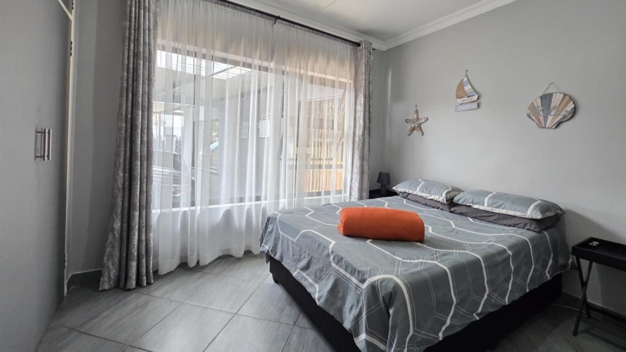 5 Bedroom Property for Sale in Raceview Gauteng