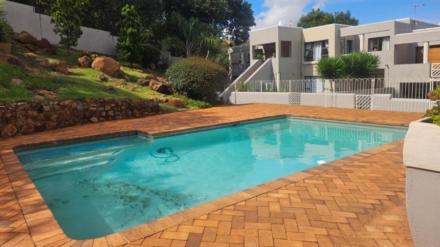 2 Bedroom Property for Sale in Bassonia Gauteng