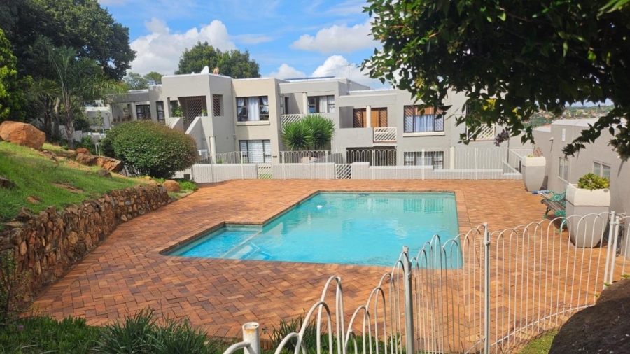 2 Bedroom Property for Sale in Bassonia Gauteng