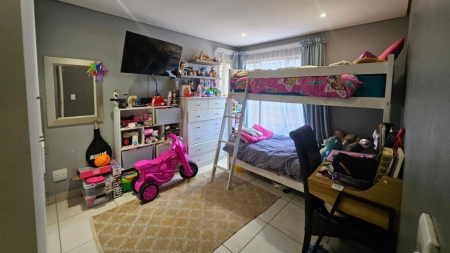 2 Bedroom Property for Sale in Bassonia Gauteng