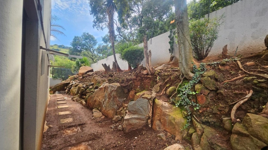 2 Bedroom Property for Sale in Bassonia Gauteng