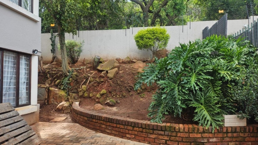 2 Bedroom Property for Sale in Bassonia Gauteng