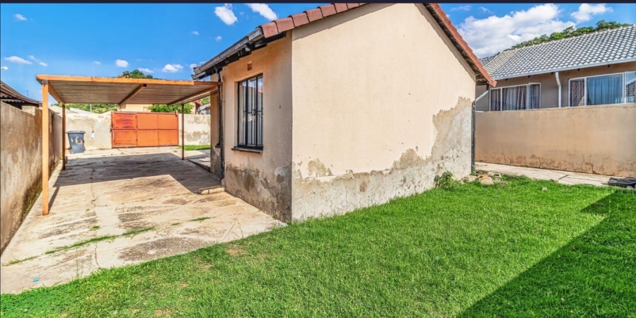 2 Bedroom Property for Sale in Meredale Gauteng