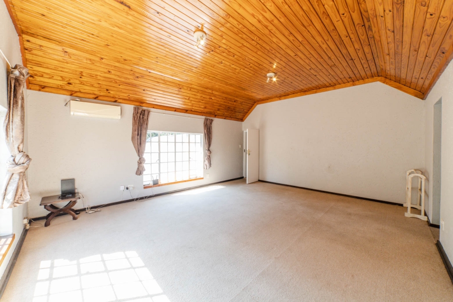 4 Bedroom Property for Sale in Farmall A H Gauteng