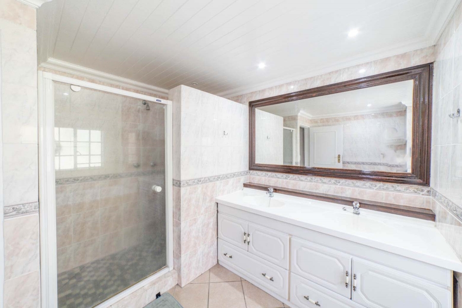 4 Bedroom Property for Sale in Farmall A H Gauteng