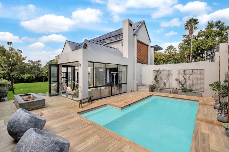 4 Bedroom Property for Sale in Atholl Gauteng