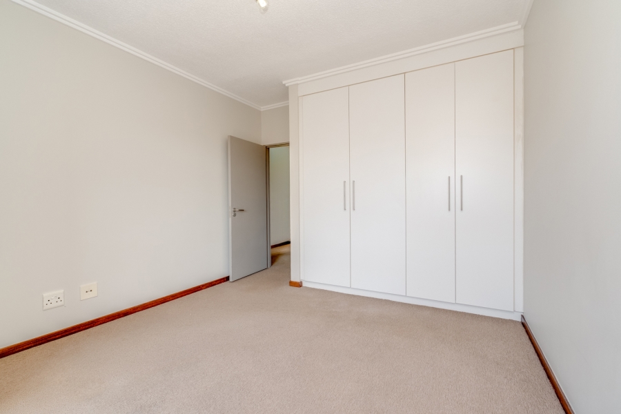 2 Bedroom Property for Sale in Lonehill Gauteng