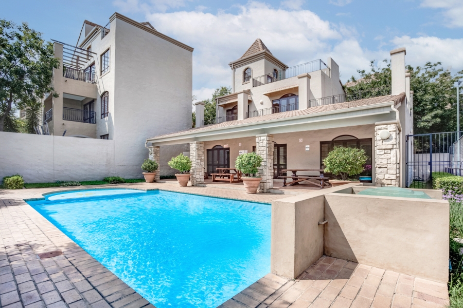 2 Bedroom Property for Sale in Lonehill Gauteng