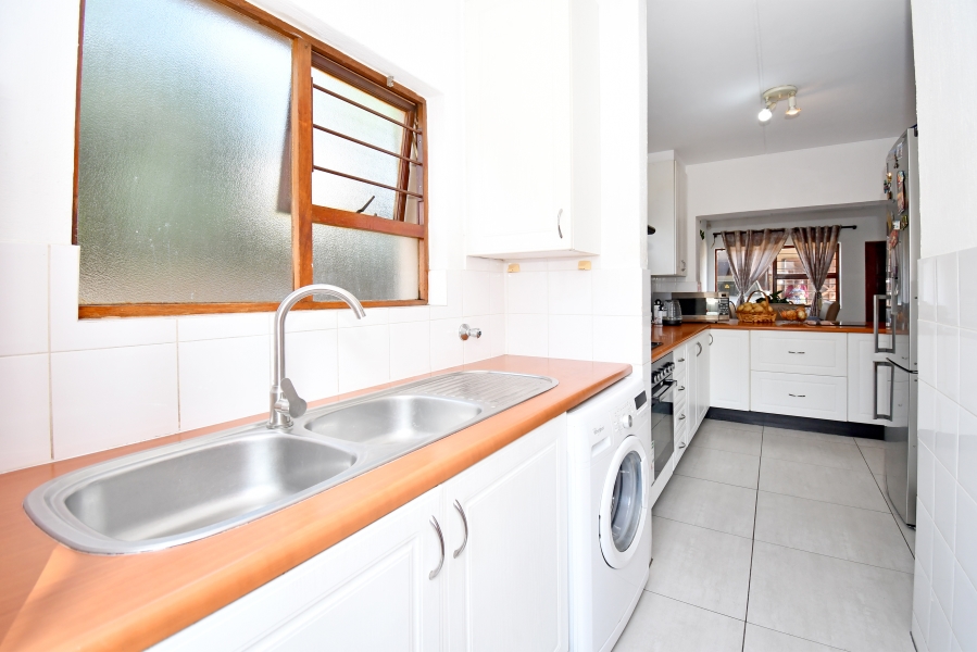 3 Bedroom Property for Sale in North Riding Gauteng