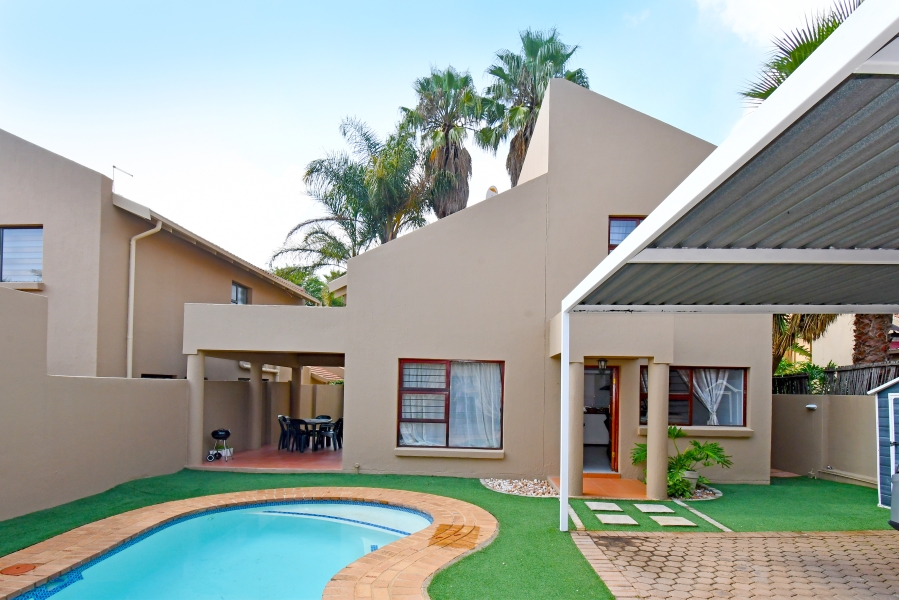 3 Bedroom Property for Sale in North Riding Gauteng