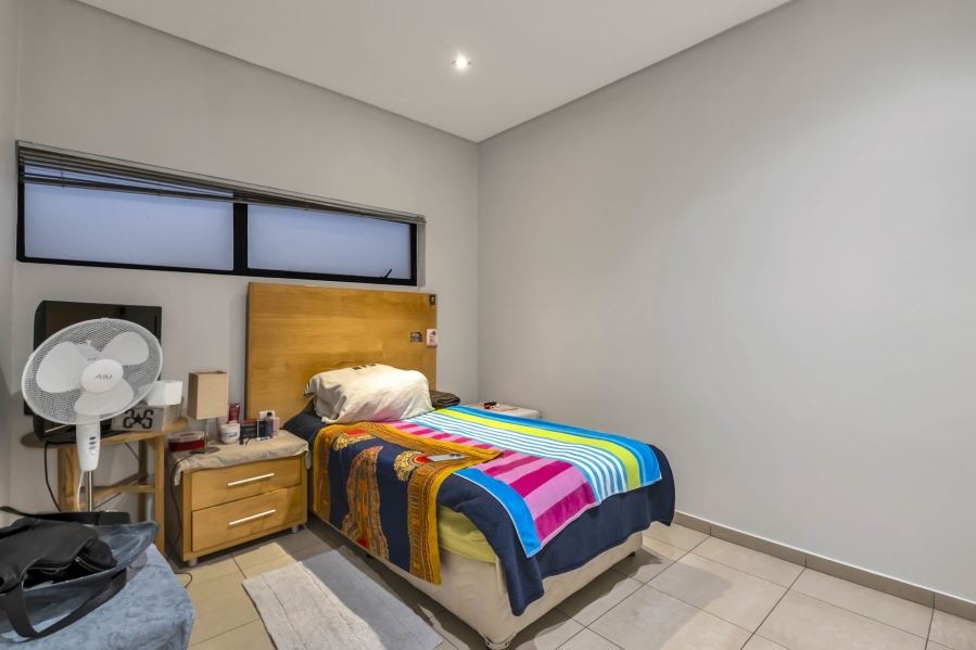 6 Bedroom Property for Sale in Linden Gauteng