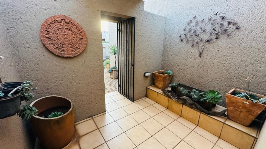 3 Bedroom Property for Sale in Bergbron Gauteng